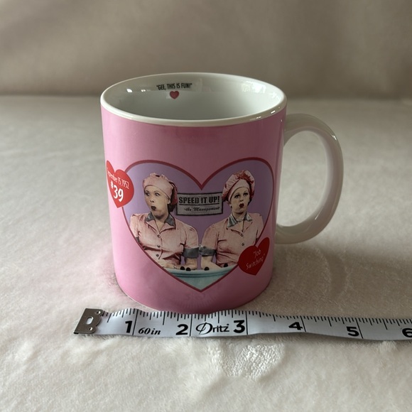 I Love Lucy Coffee Cup - “Switching Jobs” - Picture 7 of 8